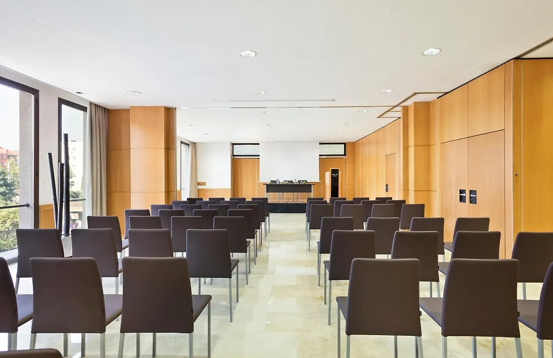Best Western Premier CMC Girona-1