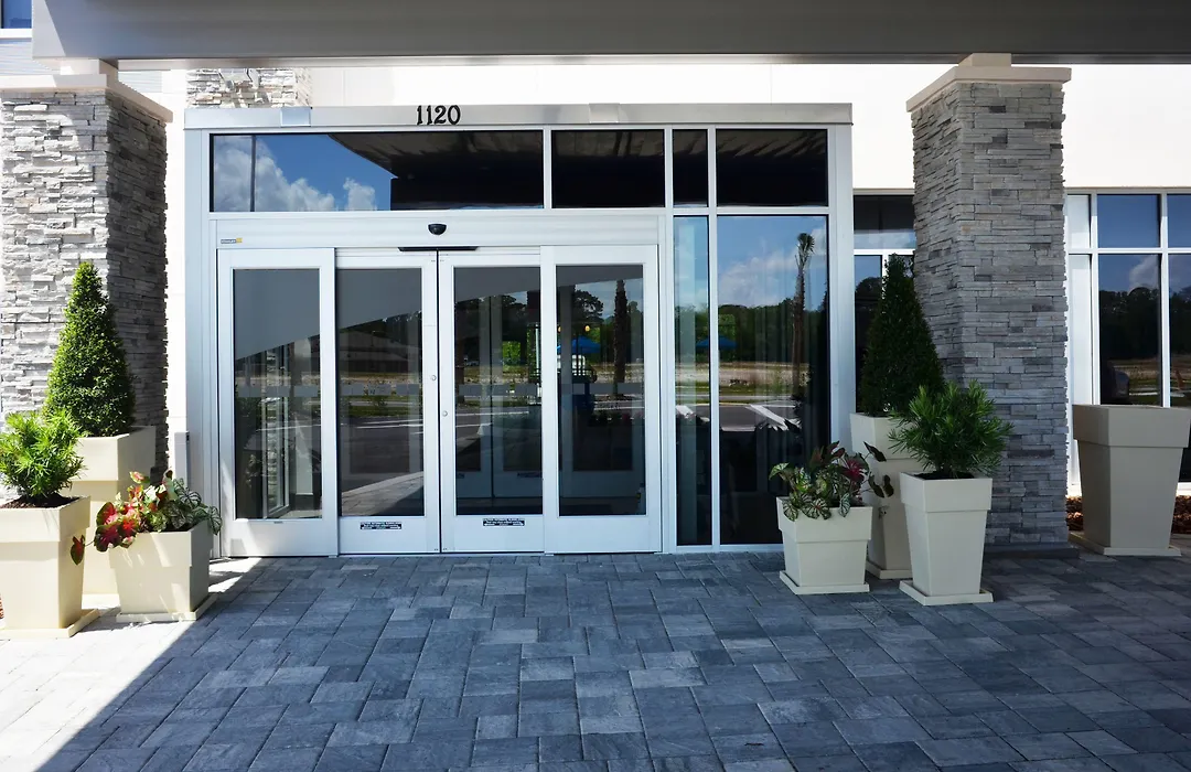 Holiday Inn Express & Suites - Jacksonville W - I295 And I10 By Ihg-1