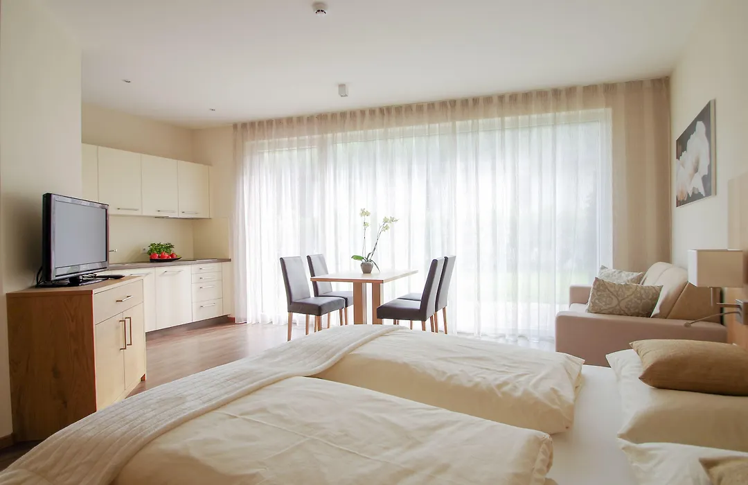 Apartment Hotel Christine-1