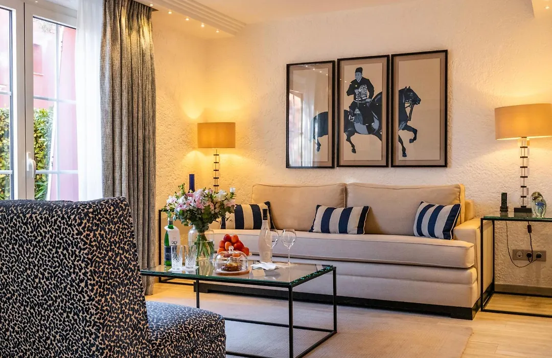 Hotel Byblos Saint-Tropez-1