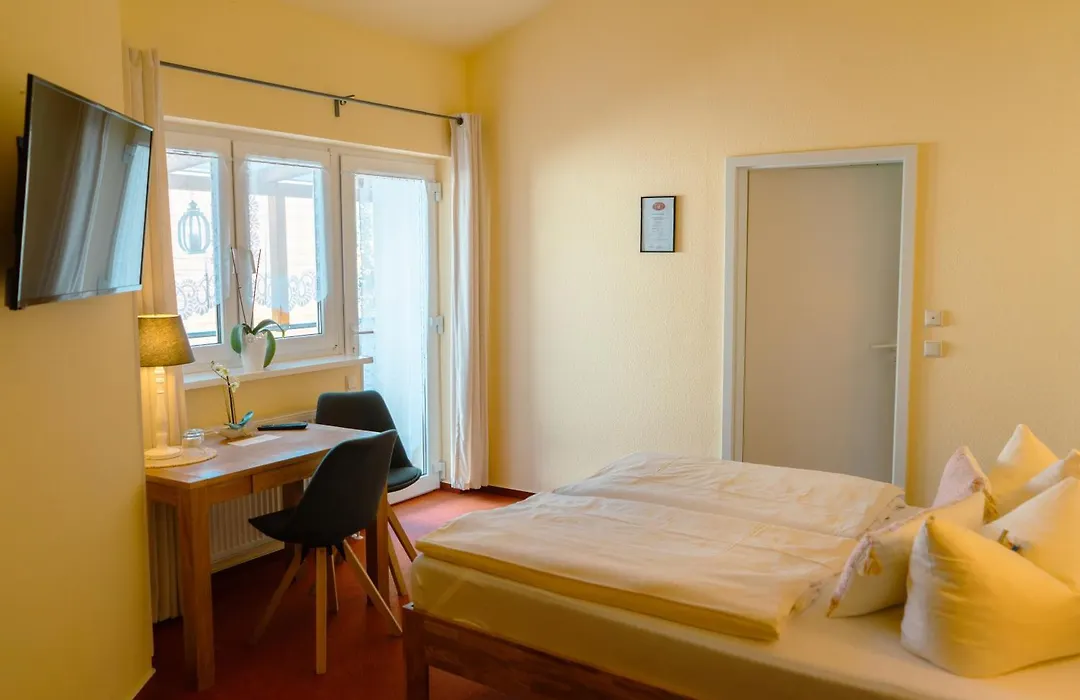 Hotel-Pension Lender-1