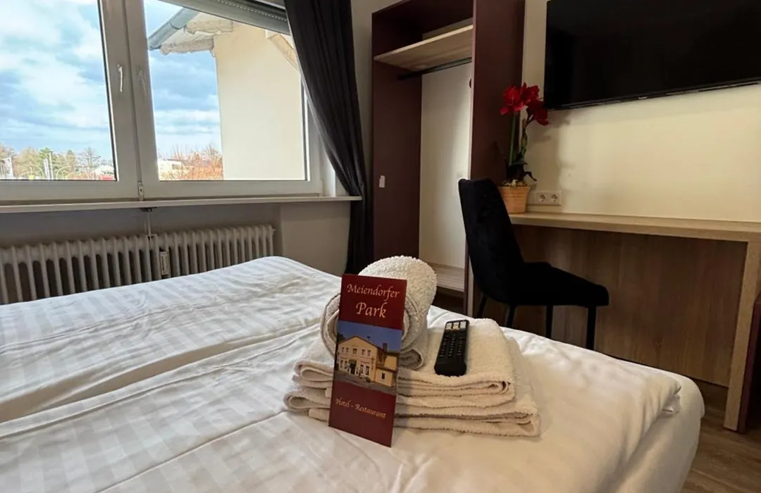 Hotel Meiendorfer Park Free Parking-1
