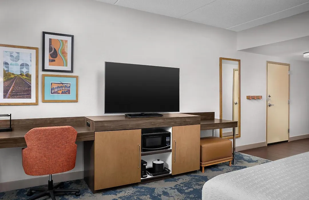 Hampton Inn & Suites Clinton-1