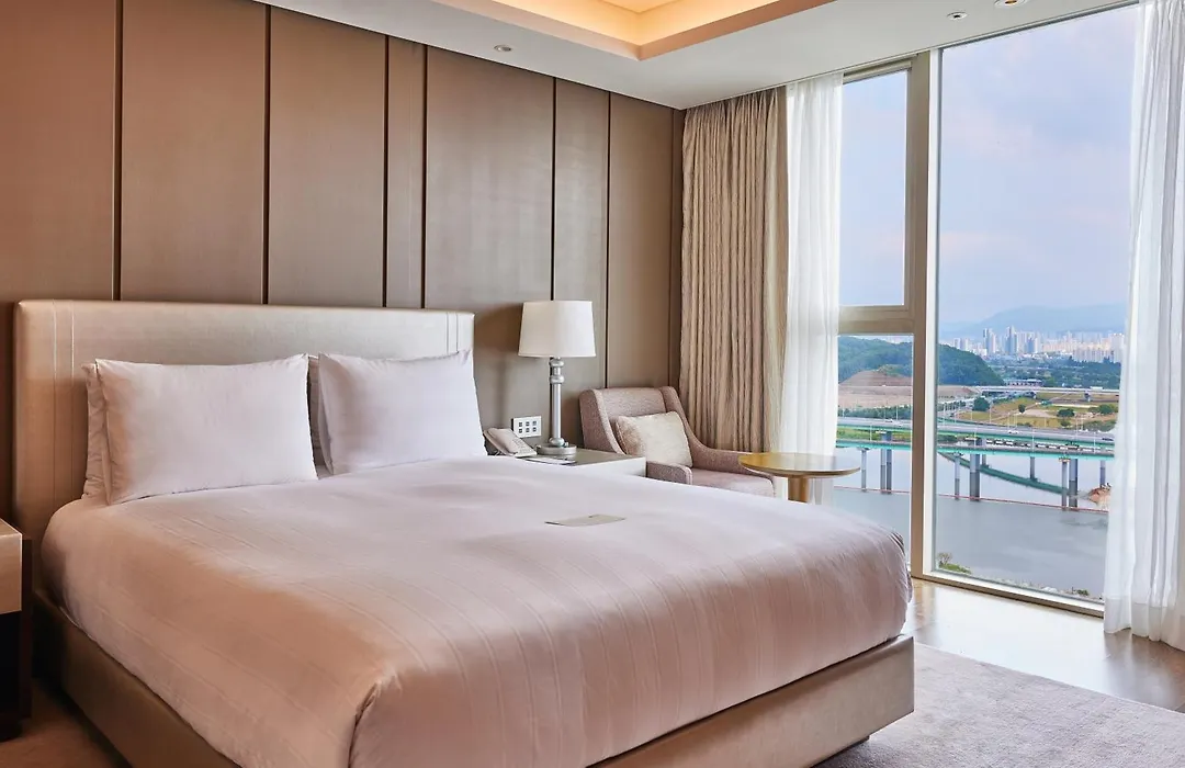 Lotte City Hotel Daejeon-1