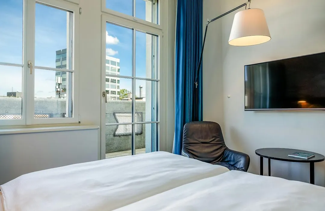 Motel One Zuerich-1