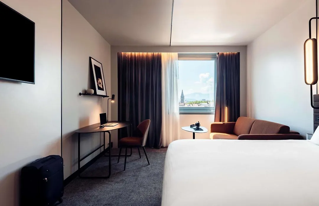 Novotel Grenoble Centre-1
