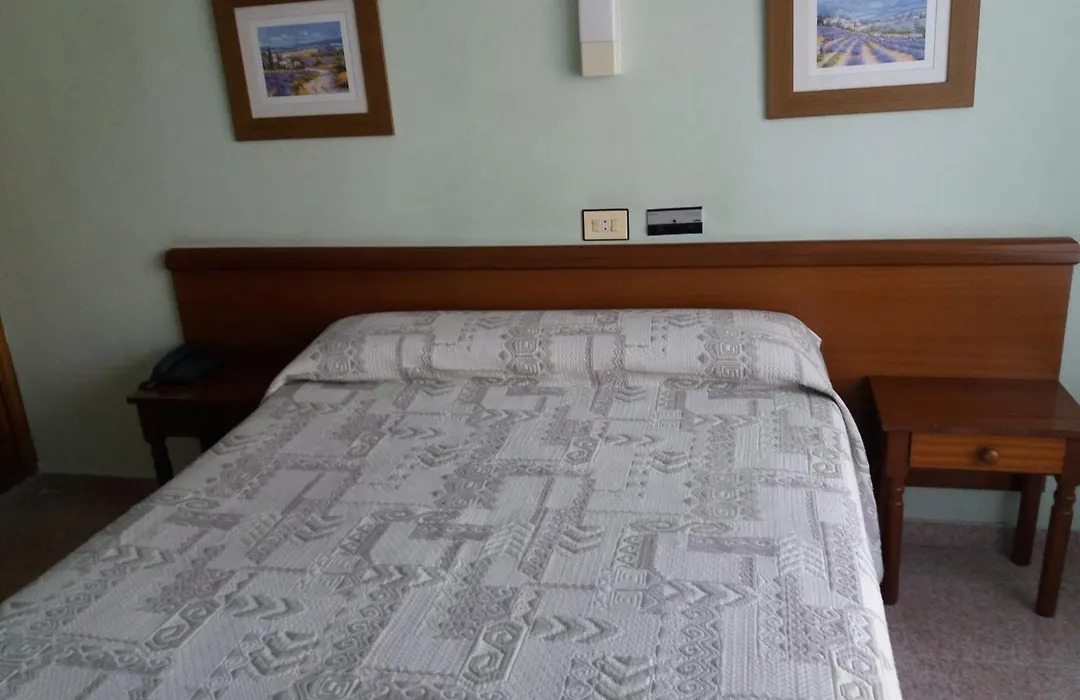 Hotel Avenida-1