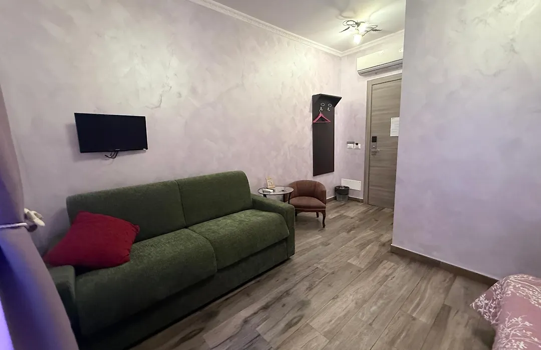 Iris Guest House-1