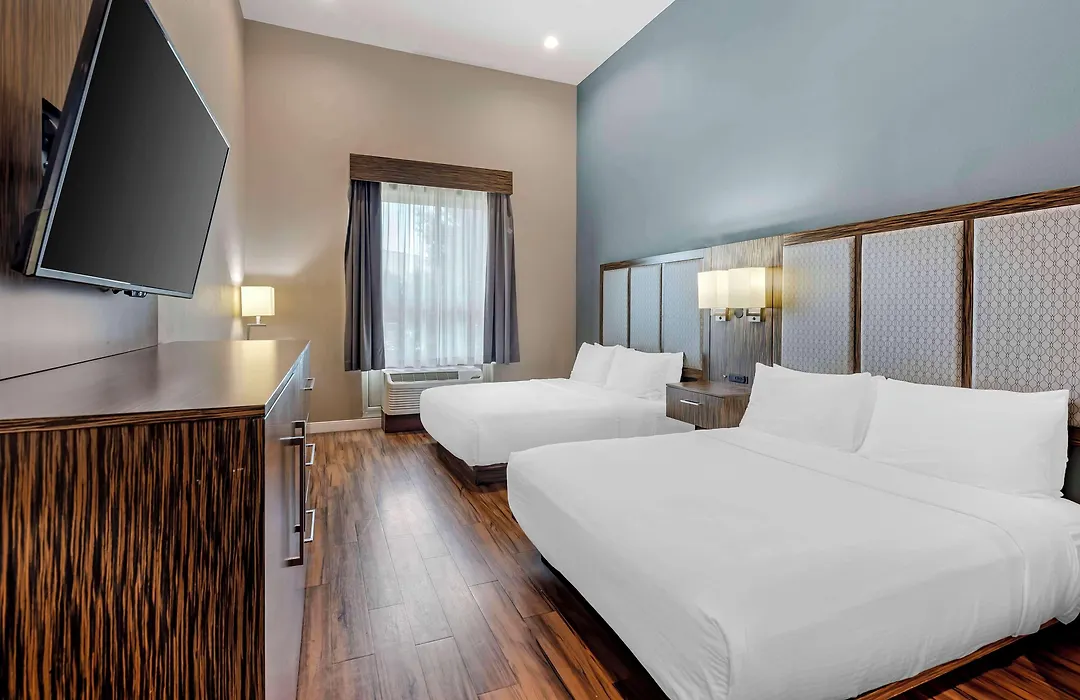 Best Western Plus Pflugerville Inn & Suites-1