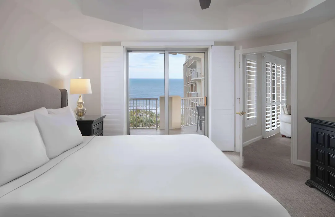 Royal Palms Apartment-1