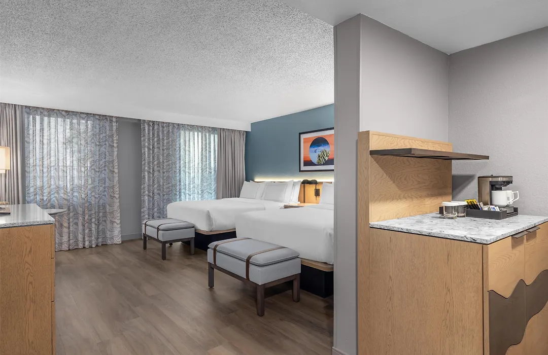 Doubletree By Hilton Phoenix Midtown-1