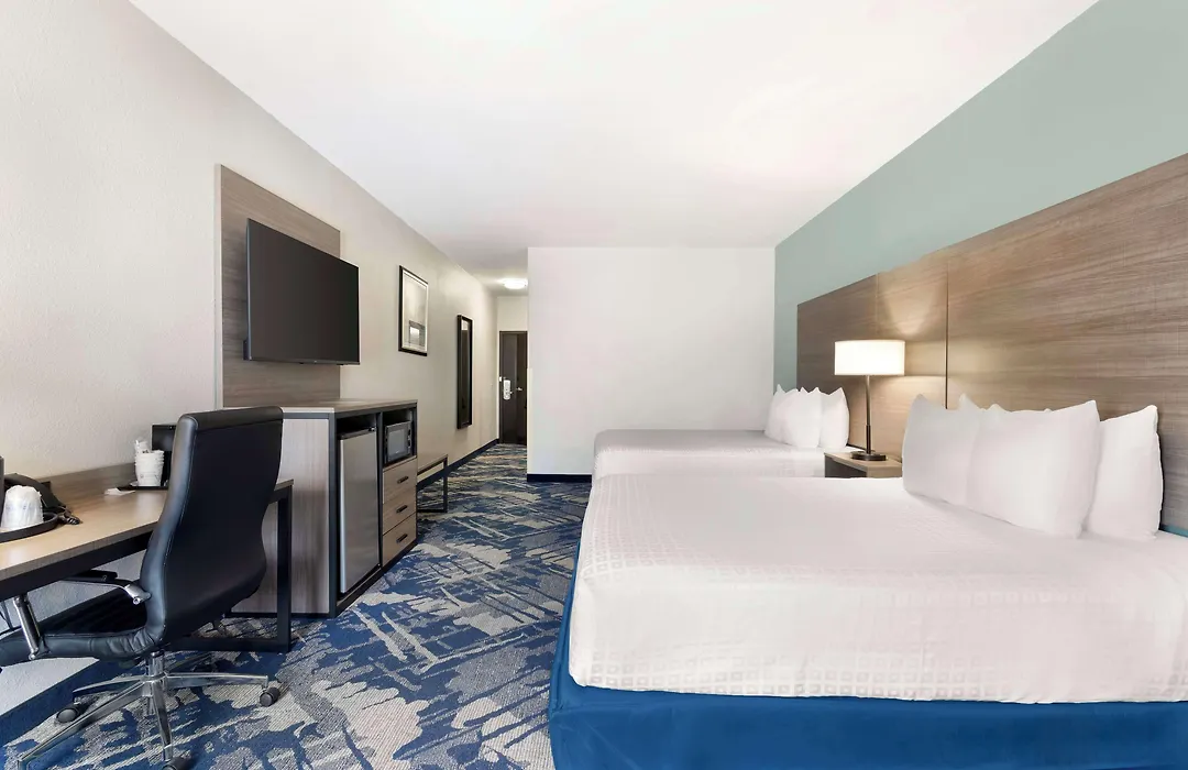 Best Western Savannah Airport Inn & Suites-1