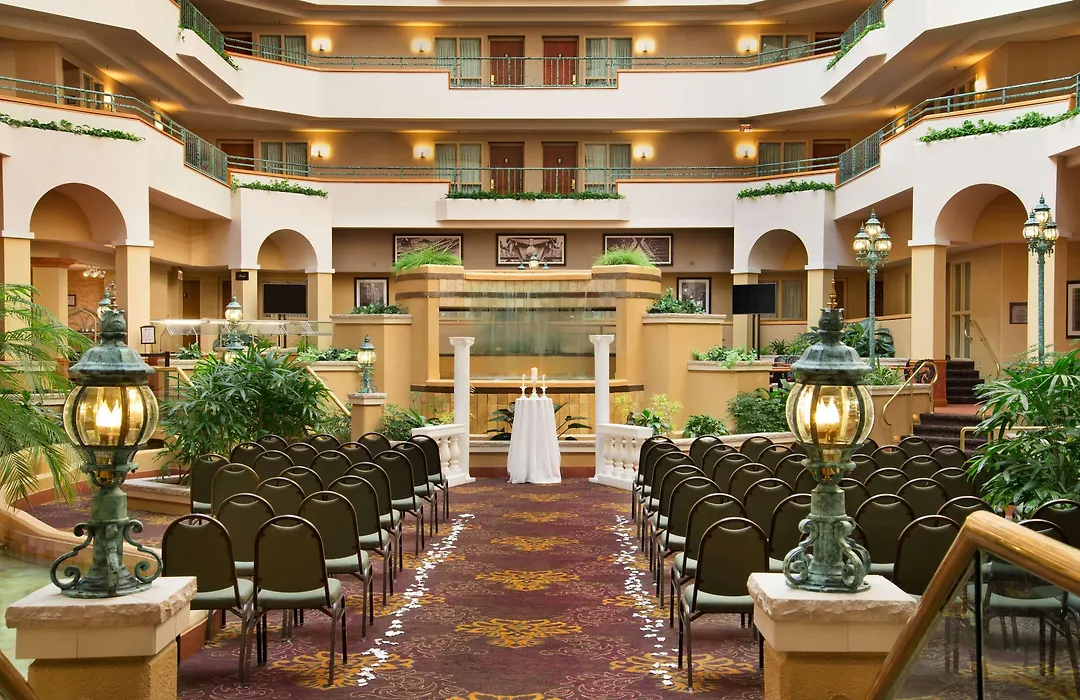 Embassy Suites By Hilton Greensboro Airport-1