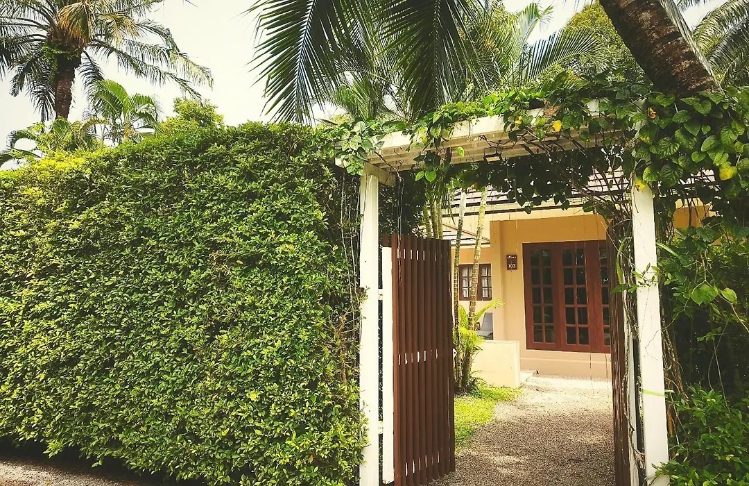 Alisea Pool Villa Aonang-1