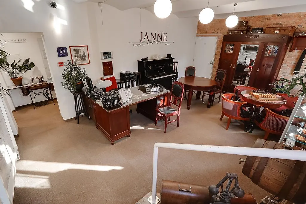 Janne Hotel With Self Check-In-1