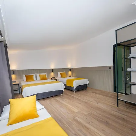 Lemon Hotel-3
