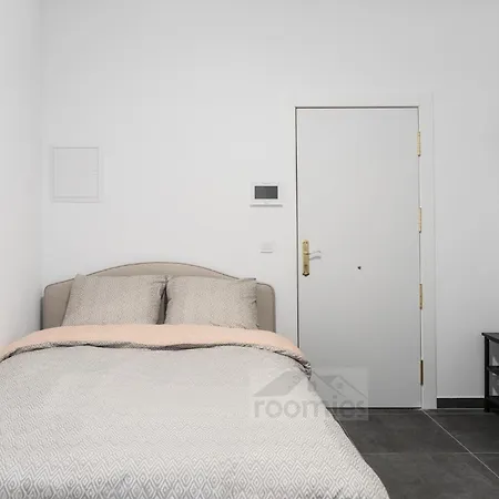 Roomies Luxembourg Centre Gare-3