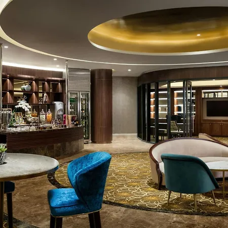 Sheraton Grand Danang Beach Resort & Spa-2