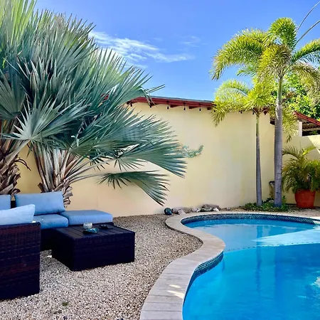 Bubali Gardens - Eagle Beach'S Oasis-3