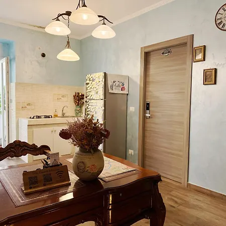 Iris Guest House-3
