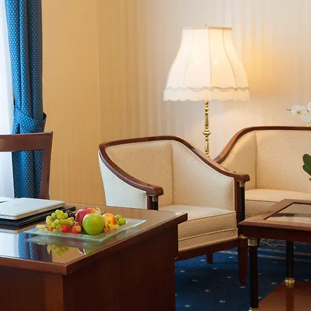 Hotel Ambassador-2