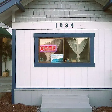 Blue Mountain Motel-2