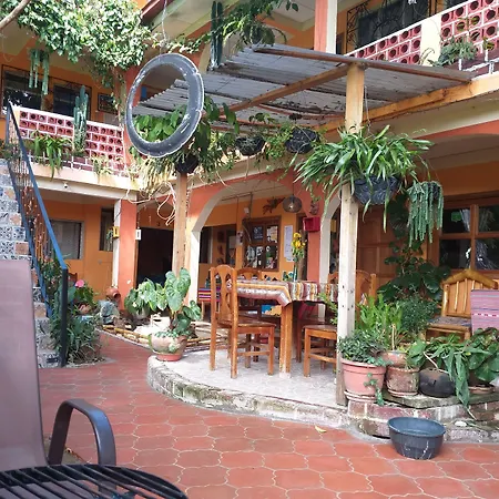 Hospedaje El Viajero-3