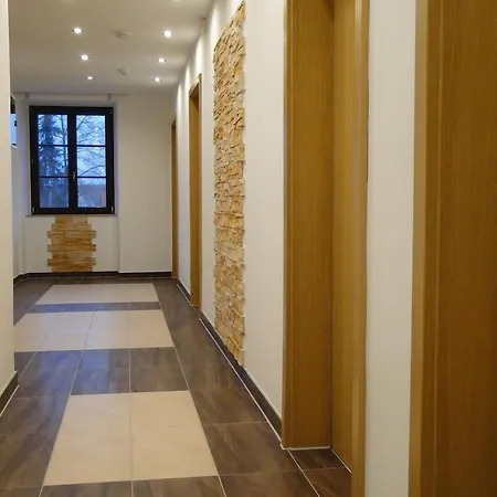 Hotel Einstein-2