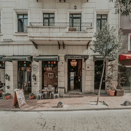 Selvese Suites, Serviced Living In Galata-2