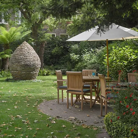 Miiro Templeton Garden-2