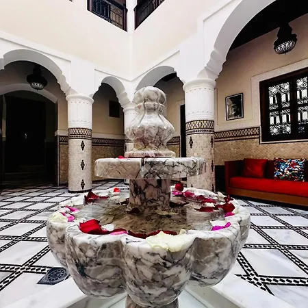 Riad Hotel Cecil-3