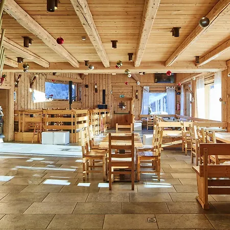 Chalet Morel 1586 Hotel & Spa-3