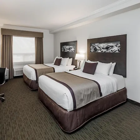 Ramada By Wyndham Revelstoke-3