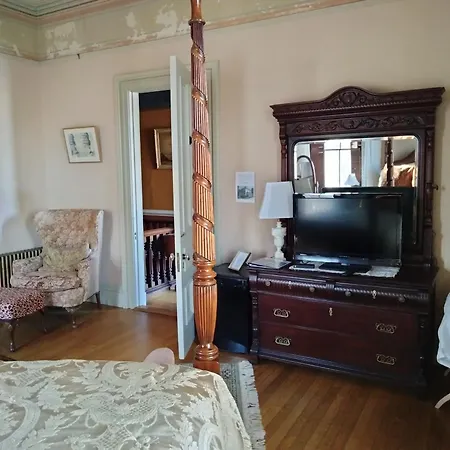 Proctor Mansion Inn-2