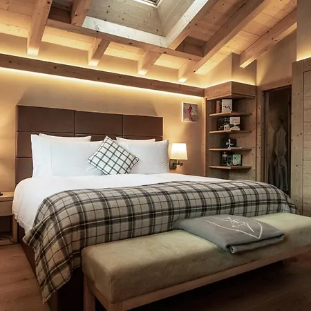 Hotel De Rougemont Boutique Life Style-3