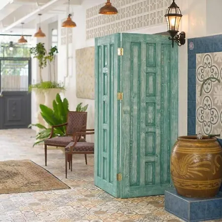 1001 Nights Boutique Inn-2