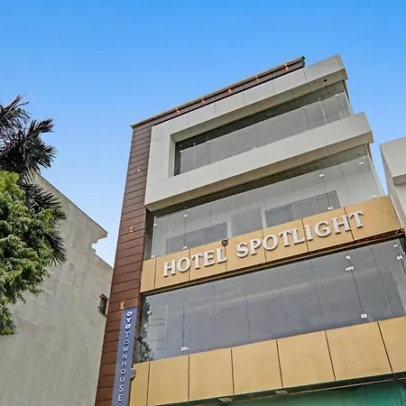 Townhouse Hotel Spotlight-2