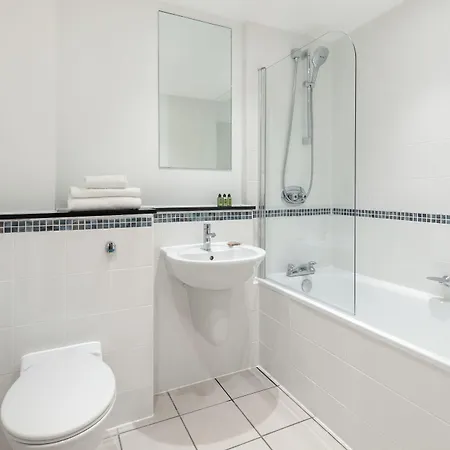 Marlin Apartments London City - Queen Street-3