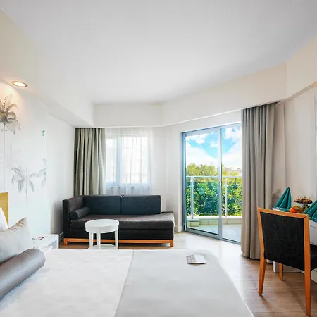 Diamond Beach Hotel & Spa-2