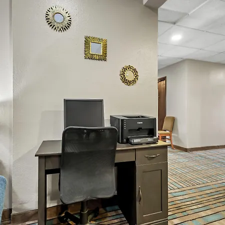 Quality Inn Brookings-University-3