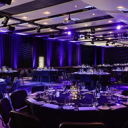 Pullman Auckland Hotel & Apartments-3