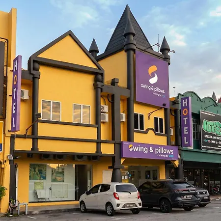 Swing & Pillows - Golden Roof Hotel Sunway Ipoh-2