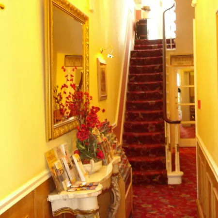 Springfield Hotel-2
