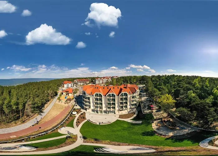 Hotel White