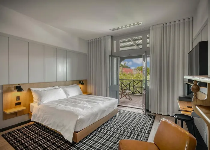 Farmers Home Hotel