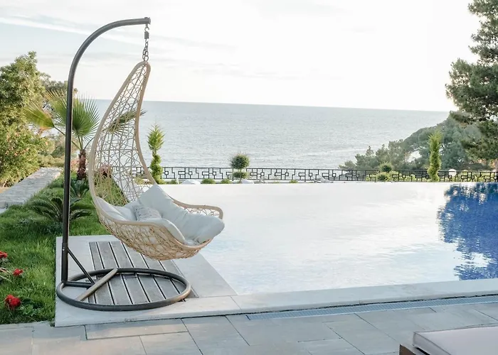 Pino Boutique Hotel