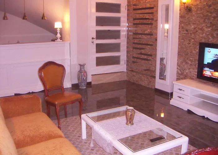 Melaike Hotel