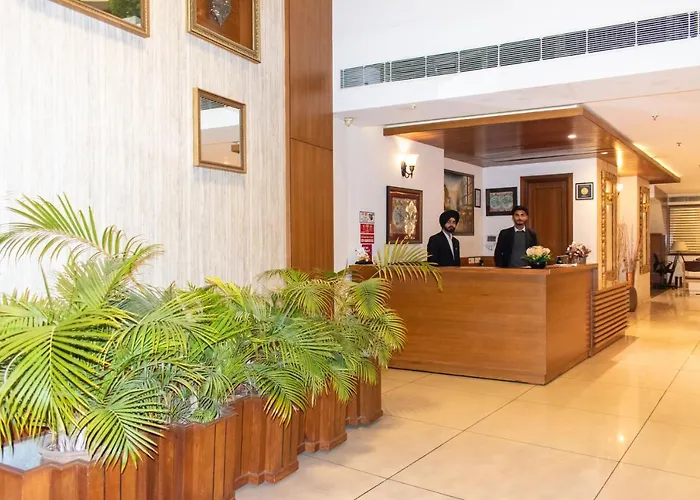 Grand Hotel Nawanshahr