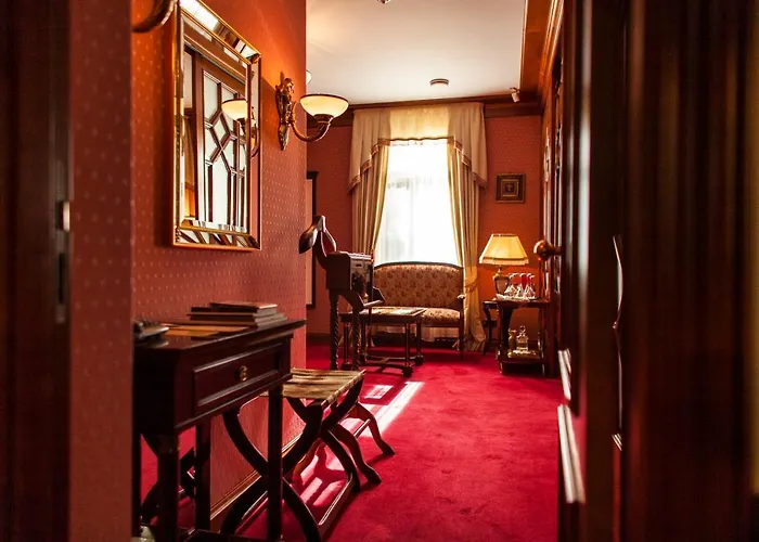 Tb Palace Hotel & Spa