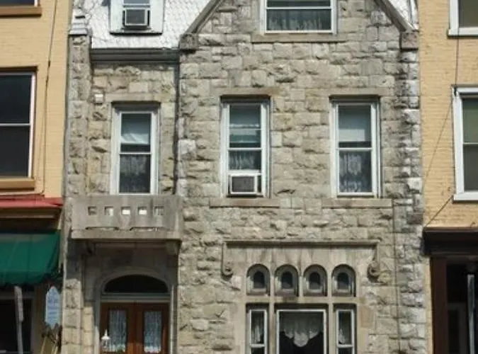 The Maid'S Quarters Bed And Breakfast